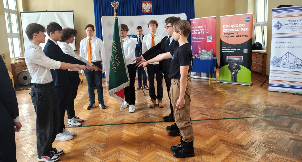 ślubowanie klas pierwszych