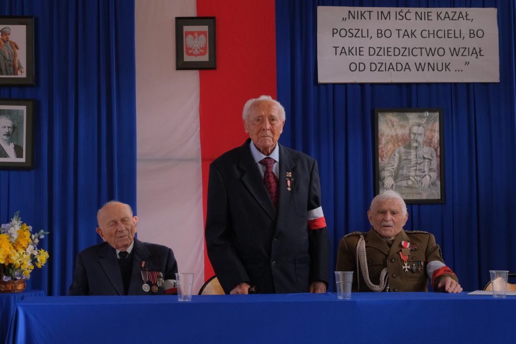 Żołnierze Kombatanci Armii Krajowej na spotkaniu w ZSP w Łodzi