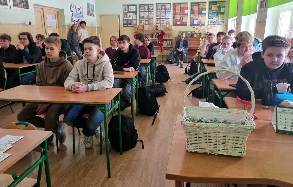 Uczestnicy VI Szkolnego Konkursu Literackiego 