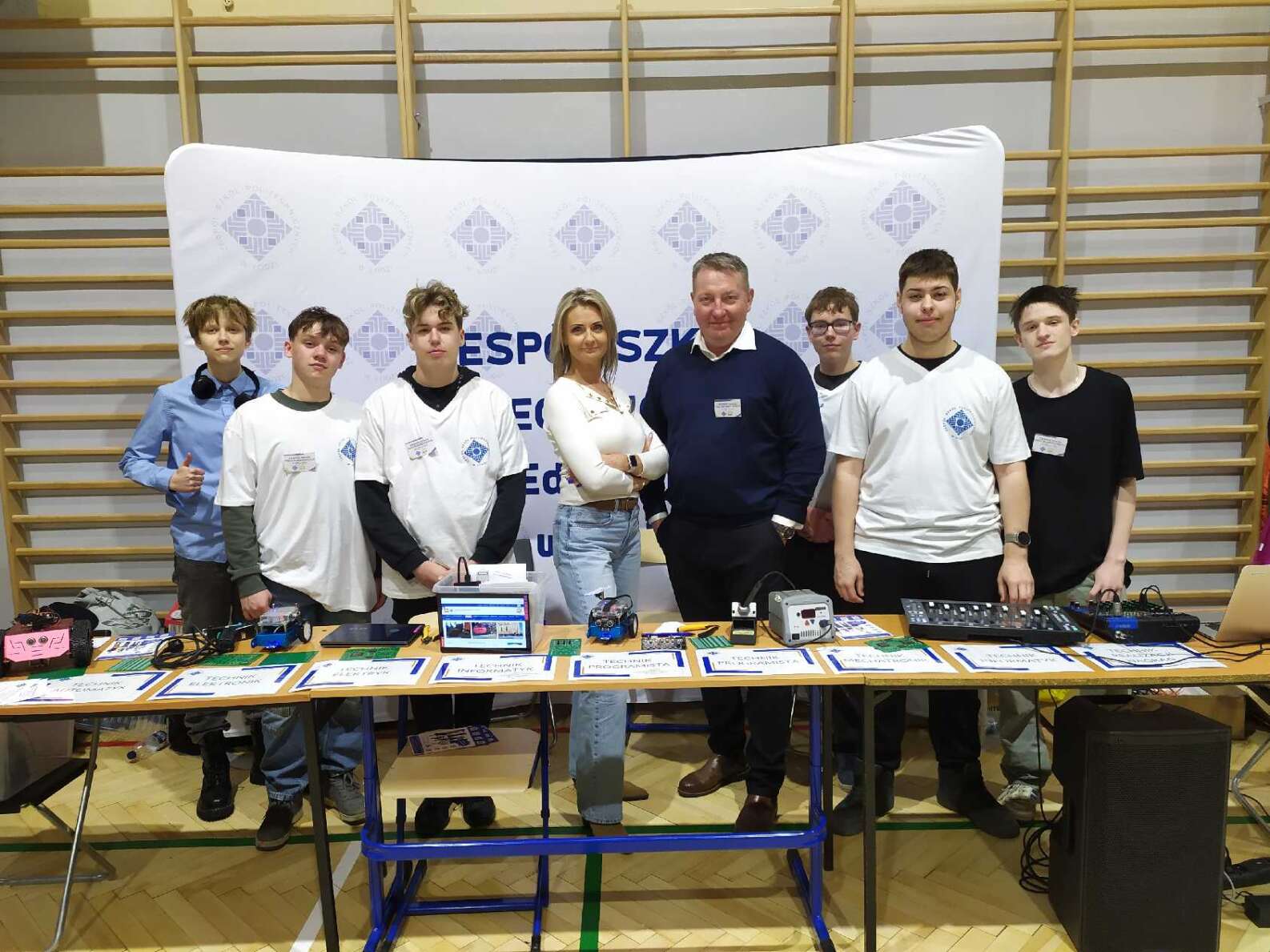 Rejonowe Targi Edukacyjne w SP nr 169