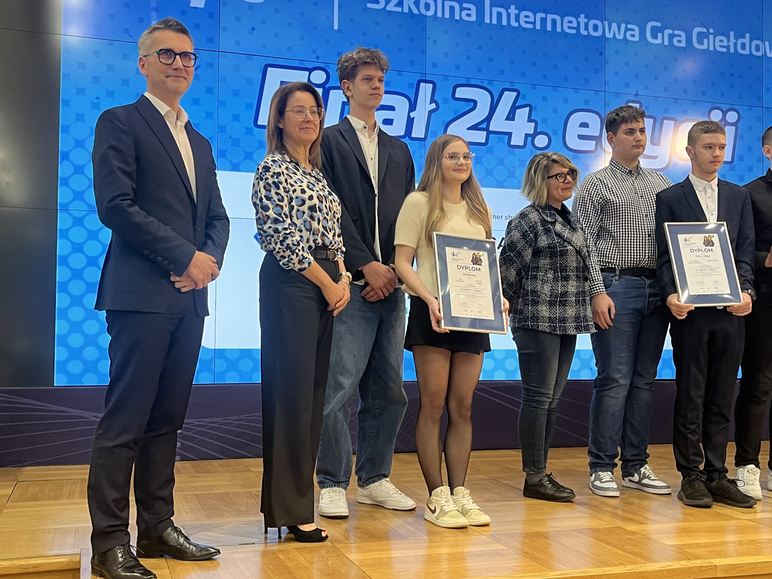 Sukces uczniów ZSP w Łodzi w finale Szkolnej Internetowej Gry Giełdowej